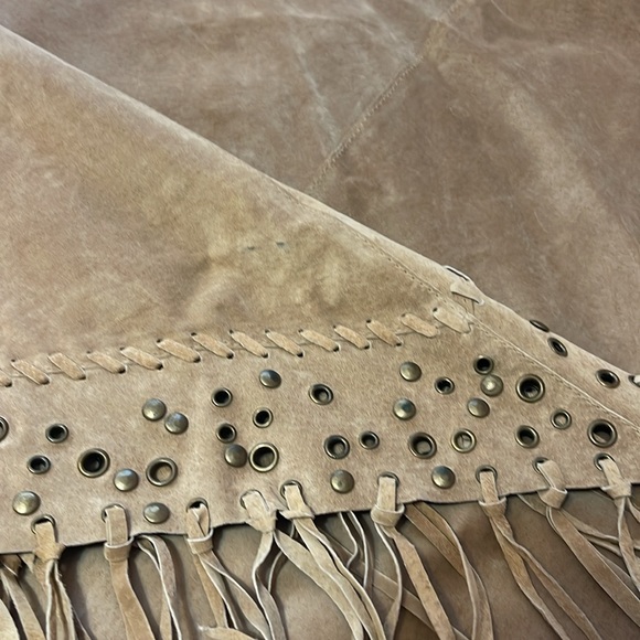 Newport News Leather Fringe and Grommet shawl - Picture 15 of 16